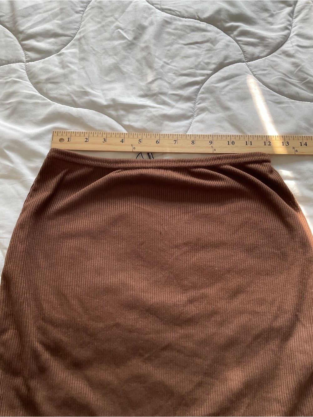 PrettyLittleThing Brown Ribbed Mini Skirt - Picture 2 of 8